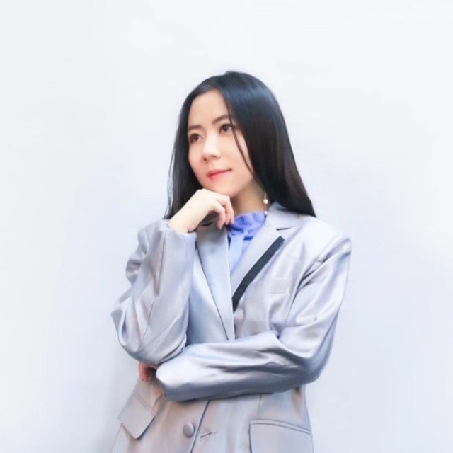 张婧
